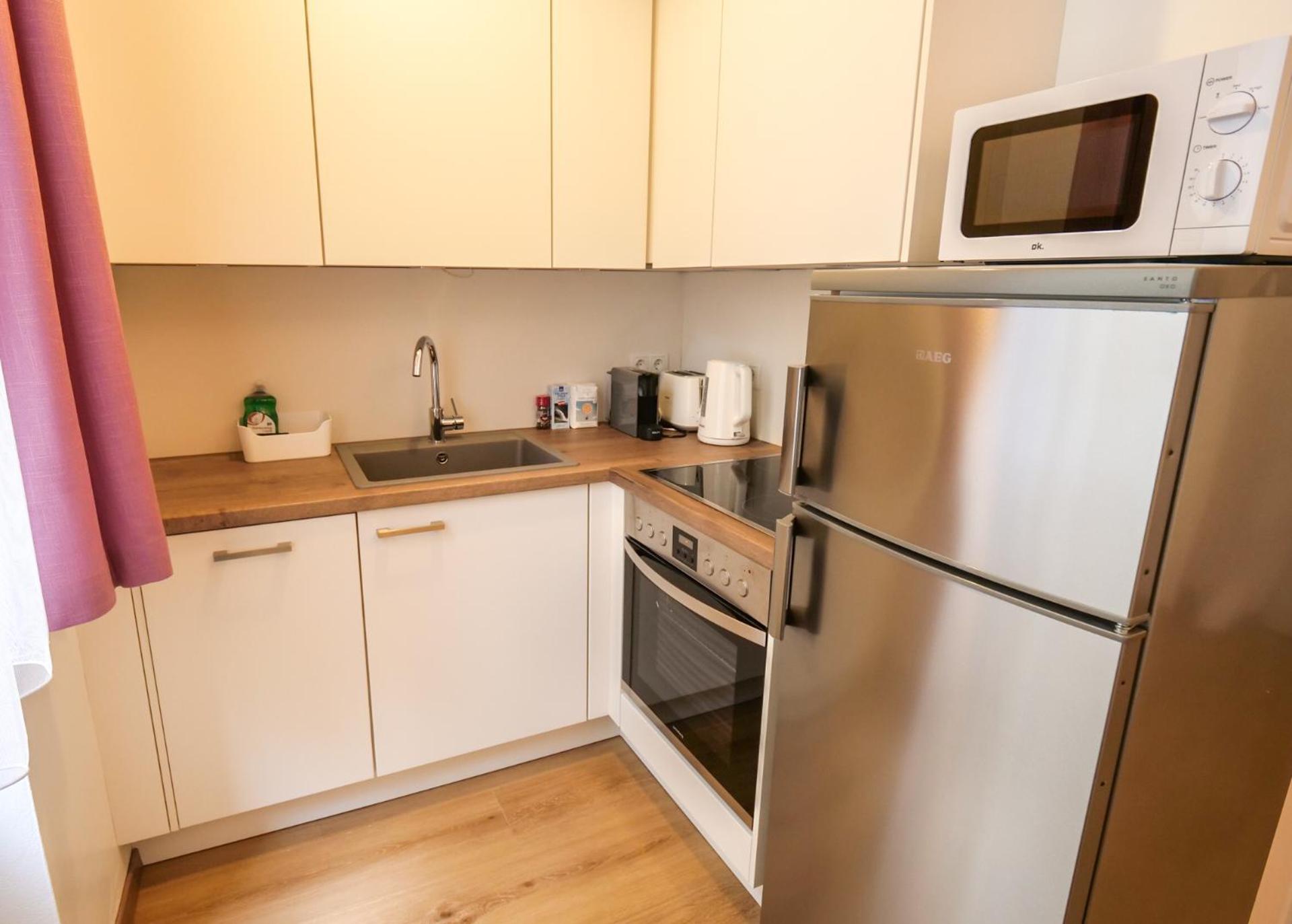 74 Living Apartments Вена Экстерьер фото