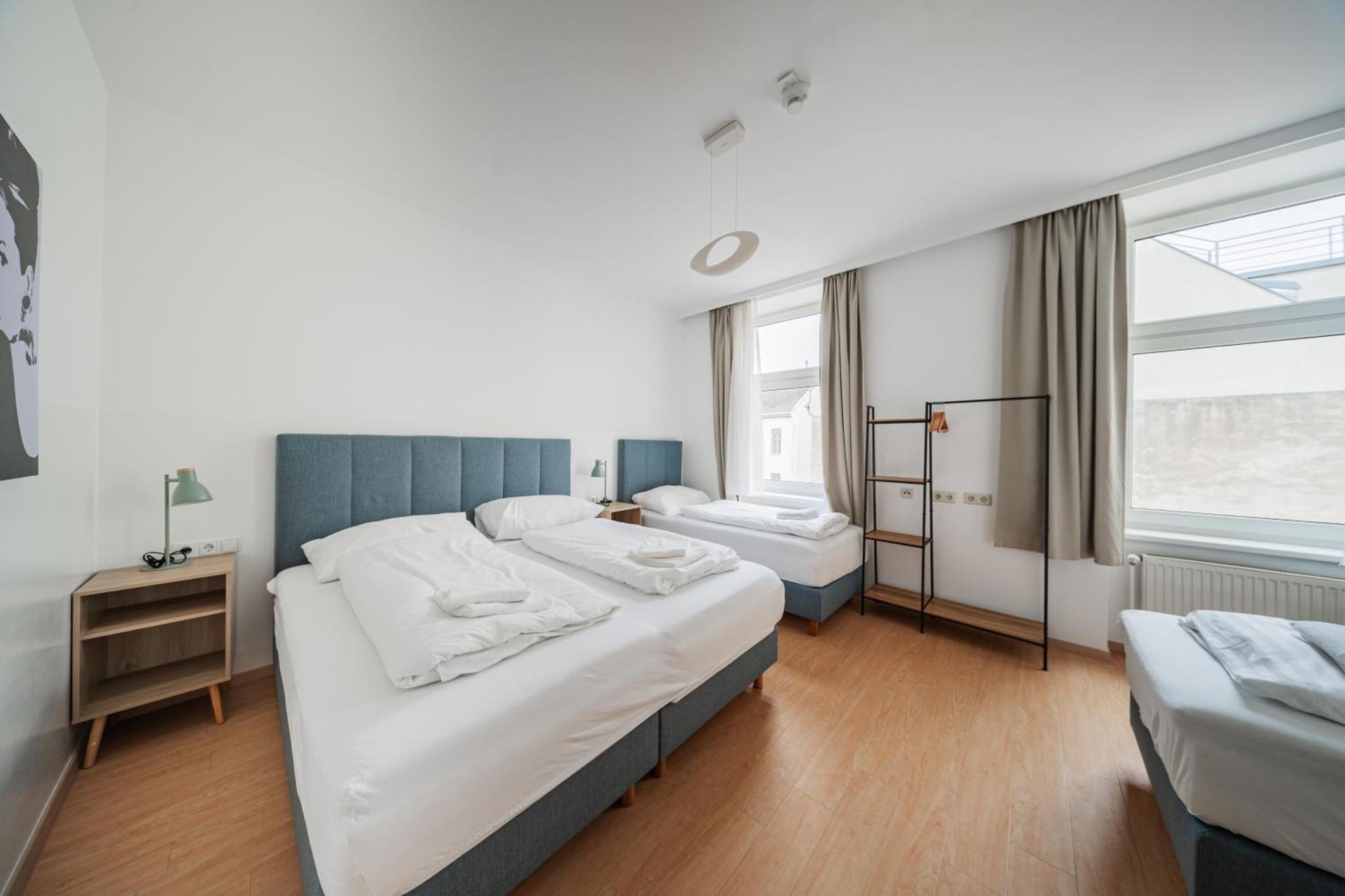 74 Living Apartments Вена Экстерьер фото