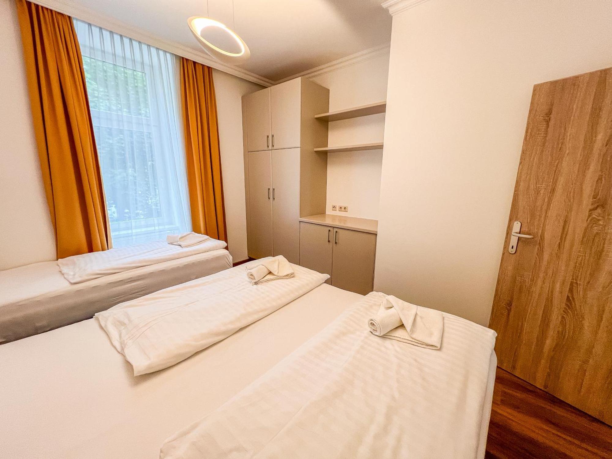 74 Living Apartments Вена Экстерьер фото